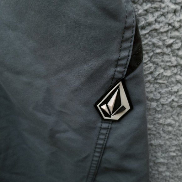 Volcom Men's 29 Gray Board Shorts Swimwear 100% Polyester 30" 10.5" 10.25" - Picture 4 of 8